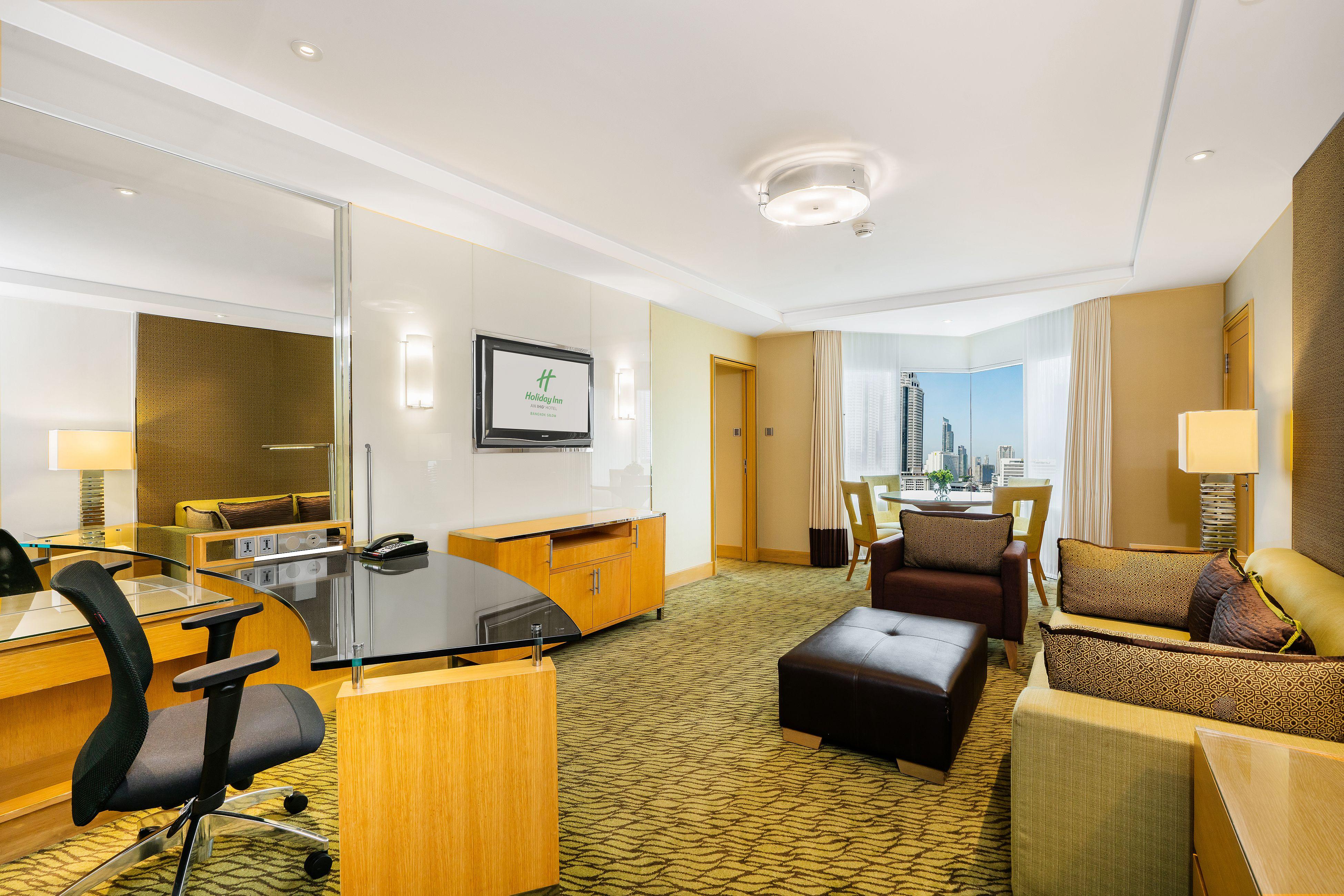 Holiday Inn Bangkok Silom, An Ihg Hotel Εξωτερικό φωτογραφία