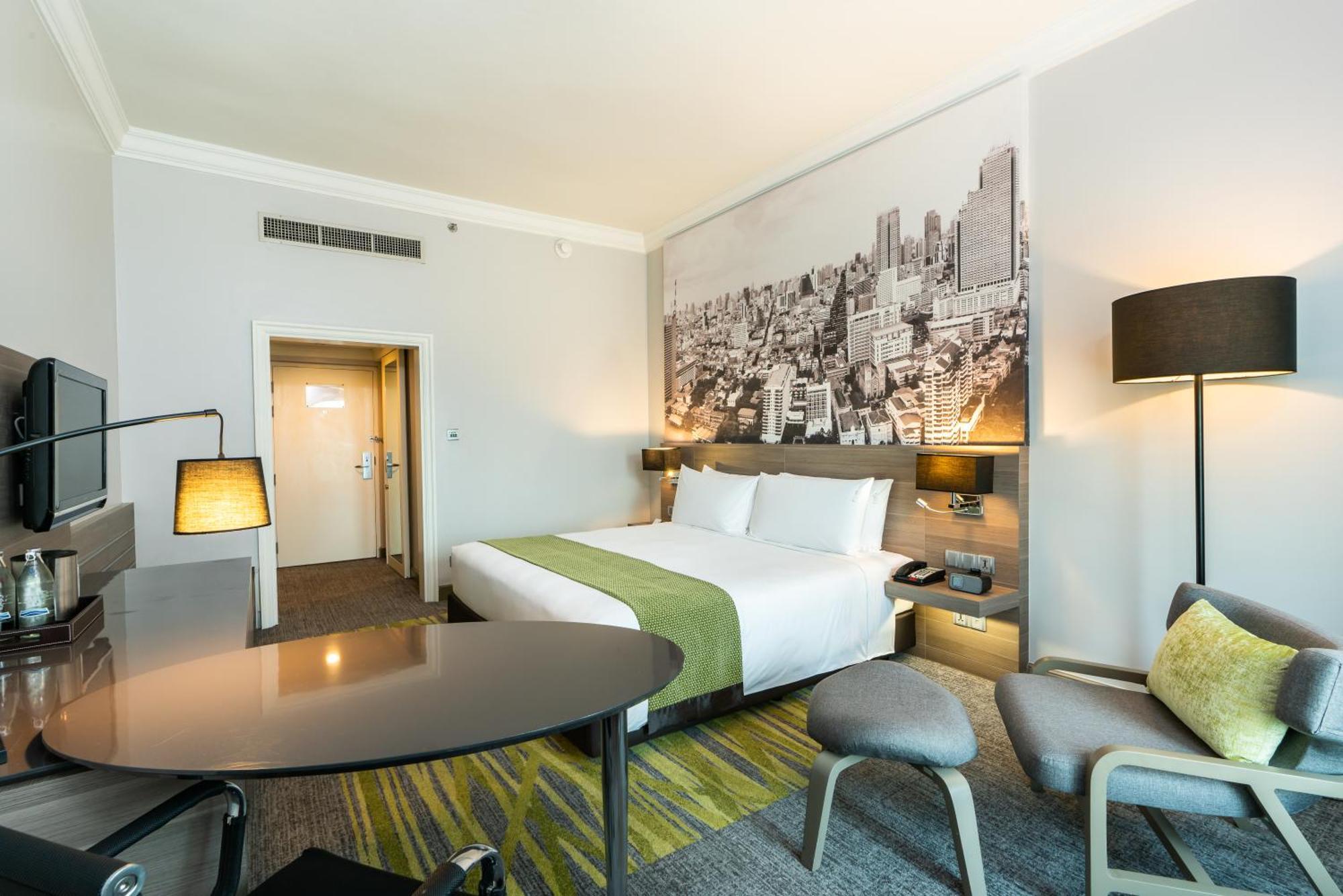 Holiday Inn Bangkok Silom, An Ihg Hotel Εξωτερικό φωτογραφία